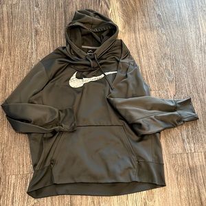Men’s Nike sweatshirt
